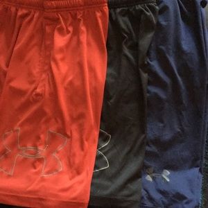 Small men’s Under Armour shorts(bundle)
